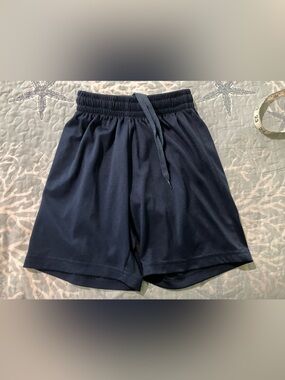 Challenger Teamwear size youth small